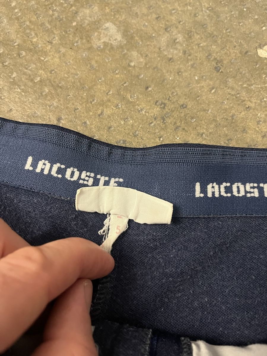 Lacoste Pantaloni: Vintage Lacoste Shorts - Size 5  – Usato da Lausanne venduto da Danash 2
