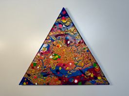 Acryl-Flüssigmalerei, Dreieck