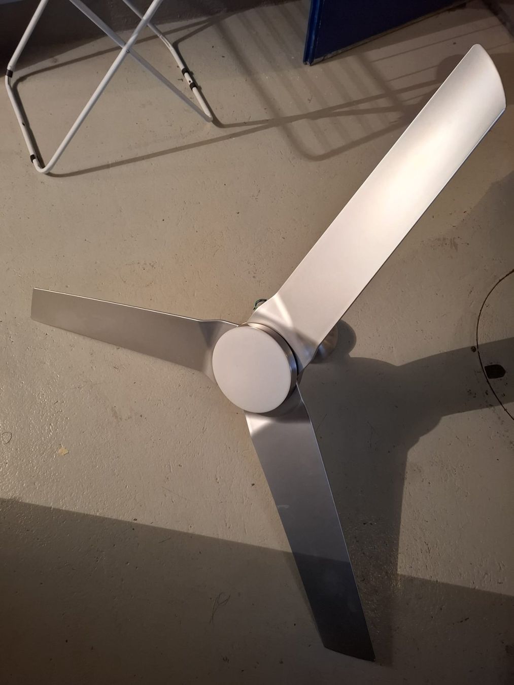 Ventilatoren: Westinghouse Elyse Deckenventilator LED + Wandsteuerung – Gebraucht aus Hunzenschwil von Fluz 1