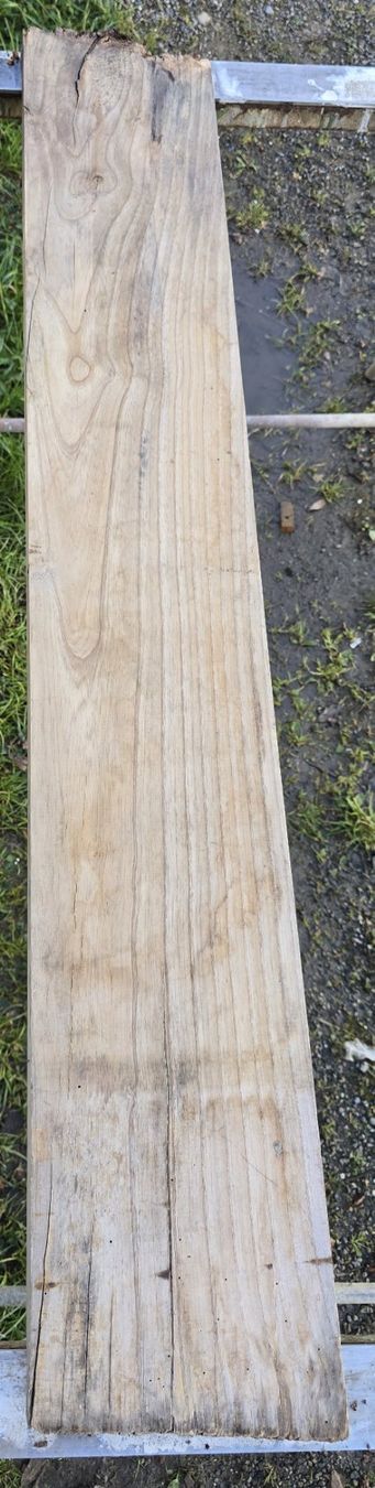 Holzartikel: Altes Holzbrett  – Gebraucht aus Rorschacherberg von snOOpydOg11 1