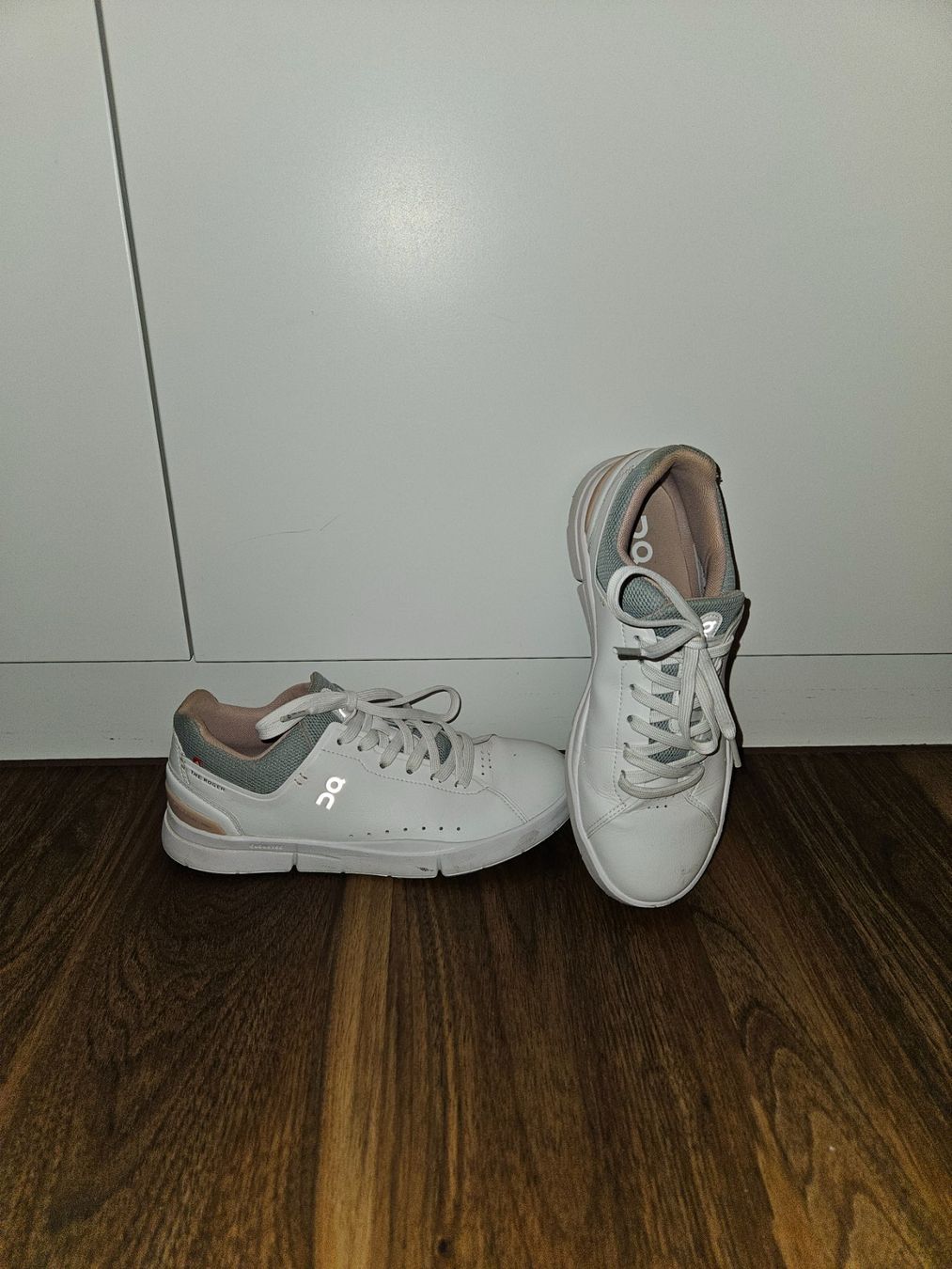 On Chaussures femmes: On Roger Federer weiss Damen Grösse 40 gebraucht – D'occasion à Oberrieden par Chantal_01