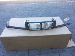 Frontblech BMW E36 Facelift ohne Loch für Scheinwerferreinig
