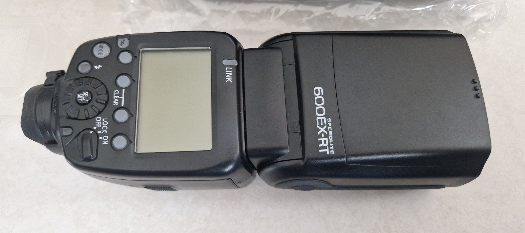 Flash: ***** Flash Canon Speedlite 600EX-RT - Neuf – Nuovo e nell'imballaggio originale da Villaz-St-Pierre venduto da Ubid 2
