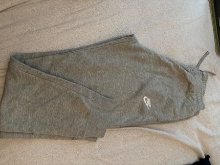 Nike Jogginghose Grösse S, hellgrau, Sommer