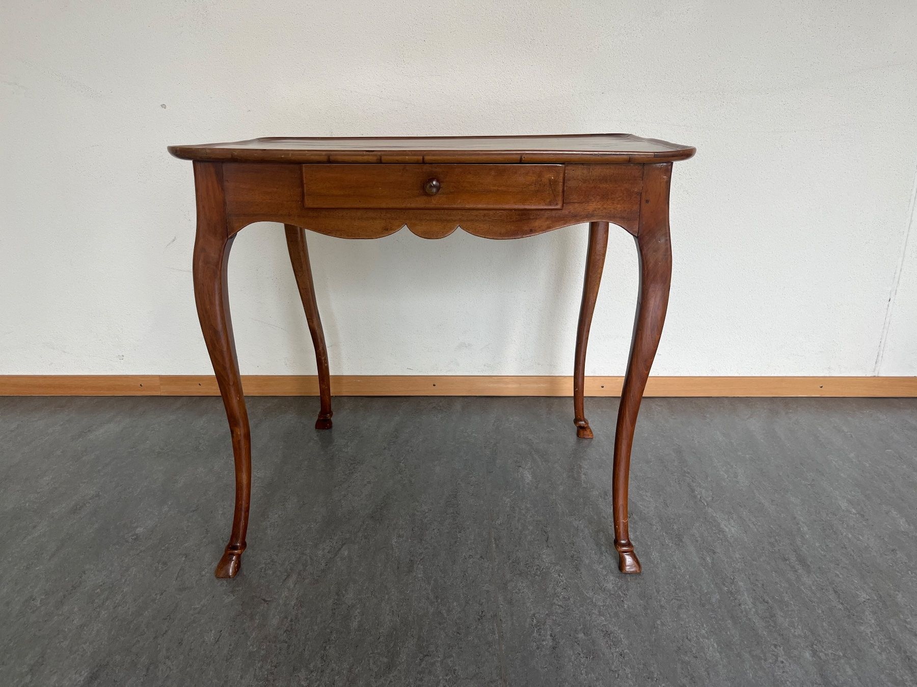 Tavoli: Ancienne table bernoise – Usato da lausanne venduto da esploras