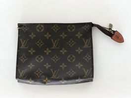 Louis Vuitton Pochette Toilette Vintage (1988) - 14x18 cm