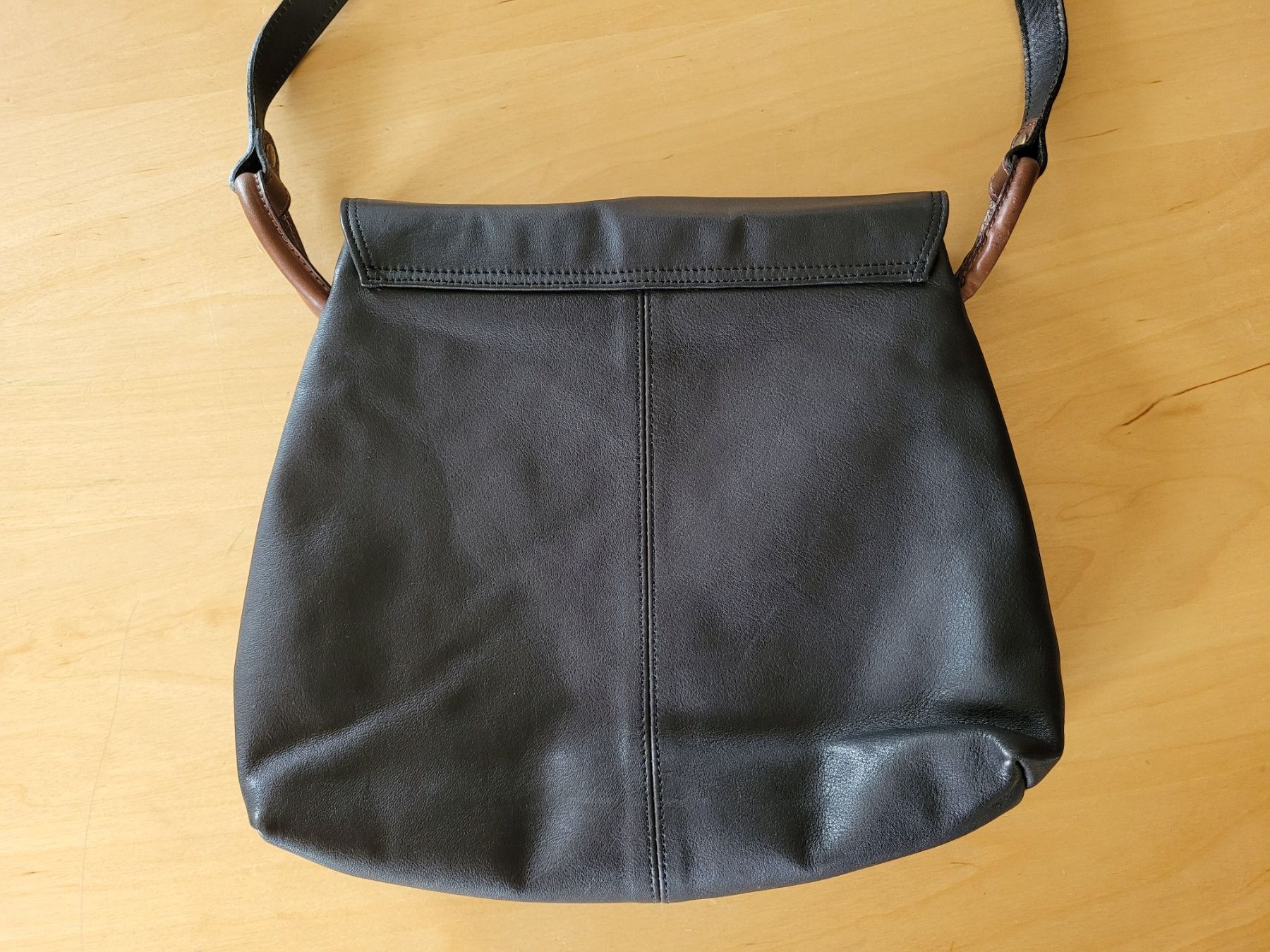 Borse da donna: Leder Handtasche Umhängetasche schwarz – Usato da Wiesendangen venduto da samoalk 2