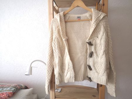 ONLY süsse Strickjacke mit Holzknöpfen Gr. S creme farben