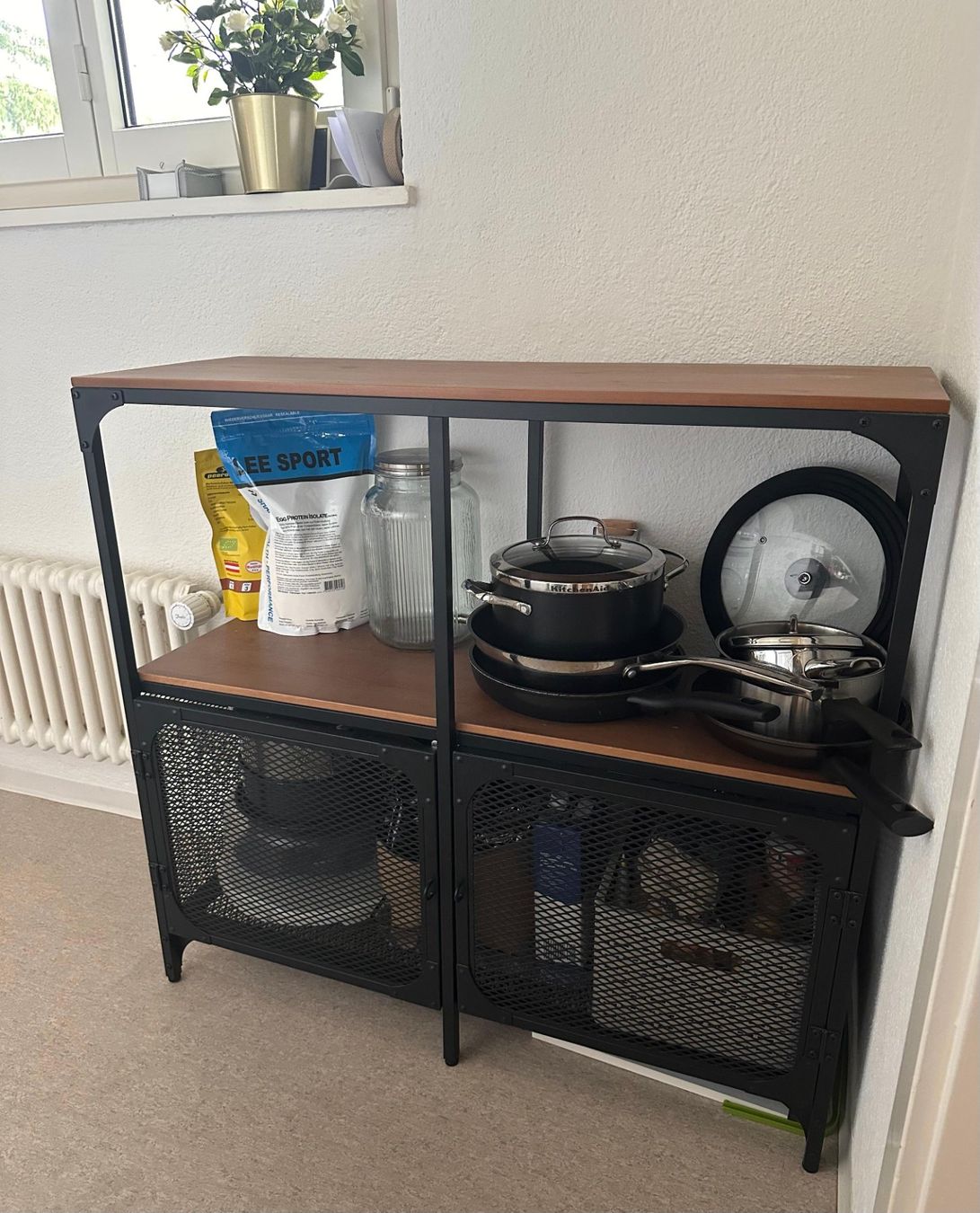 Ikea Scaffali: IKEA Fjällbo Regal schwarz – Usato da Dietikon venduto da cel_vm8p