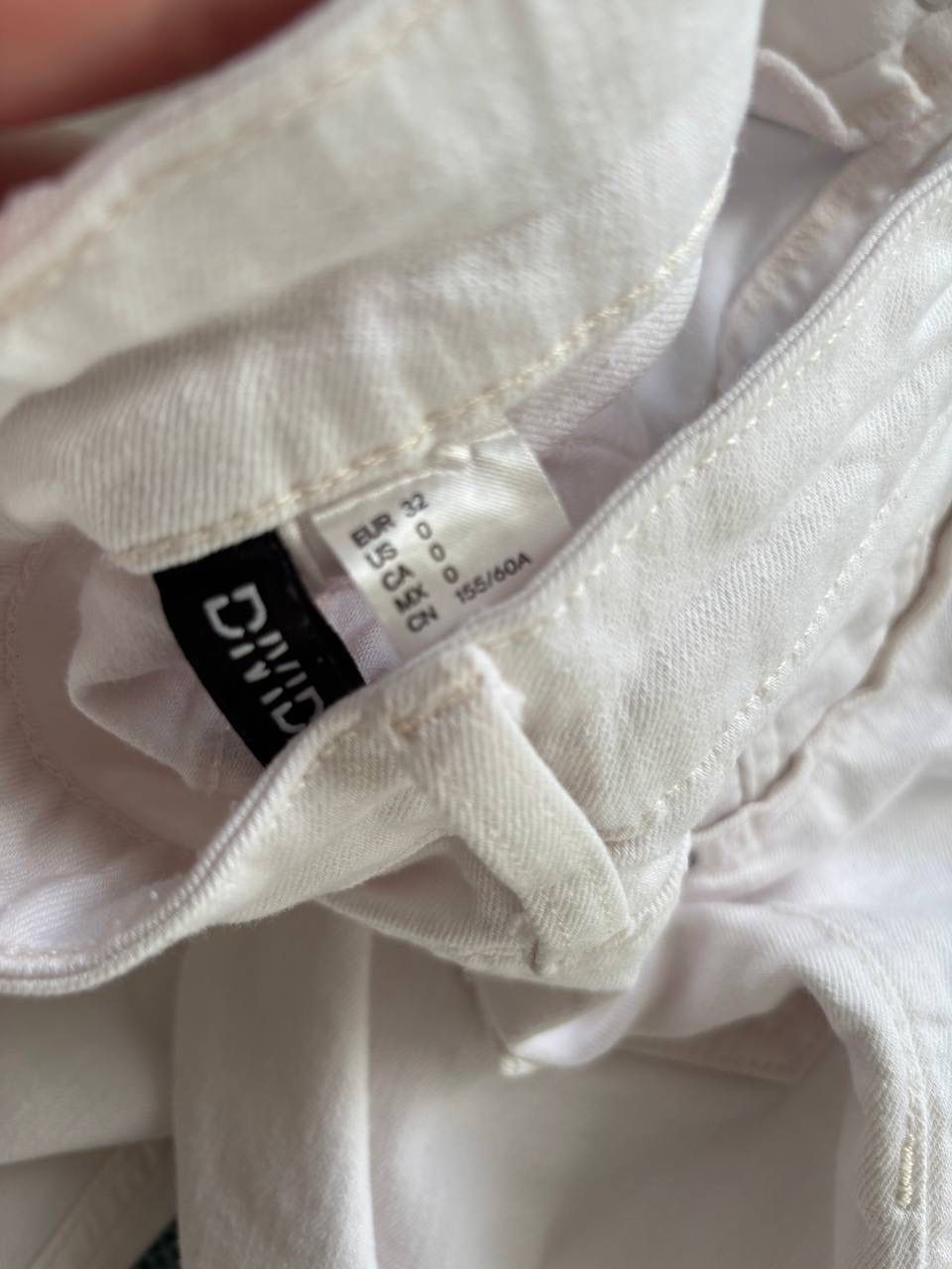 H&M Jeans: Jeans – D'occasion à Bern par ViksiBash 4