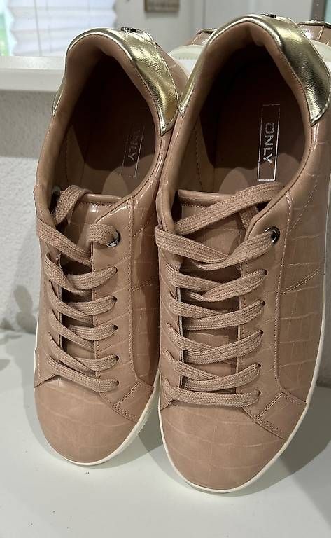 Only Scarpe da donna: Sneakers von Only, Grösse 40 – Nuovo (secondo la descrizione) da Erlinsbach SO venduto da hallon480 2