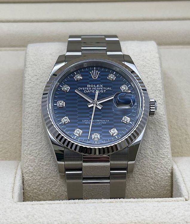 Rolex Datejust 36 126234 Blue Motif Diamond 2023 NEW (Usato