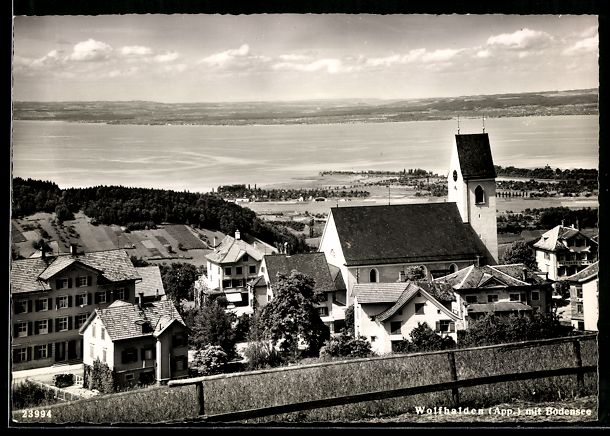 Cartoline postali: Wolfhalden /App., Kirche mit Blick zum B – Usato da Berlin venduto da bartko-reher