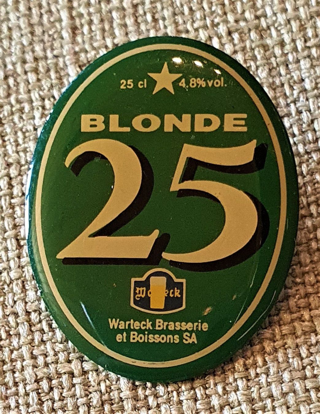 Placchette & Badge: J956 - Pin Bier Warteck Basel Blonde 25 – Usato da Reinach BL venduto da Boston-Verkauf
