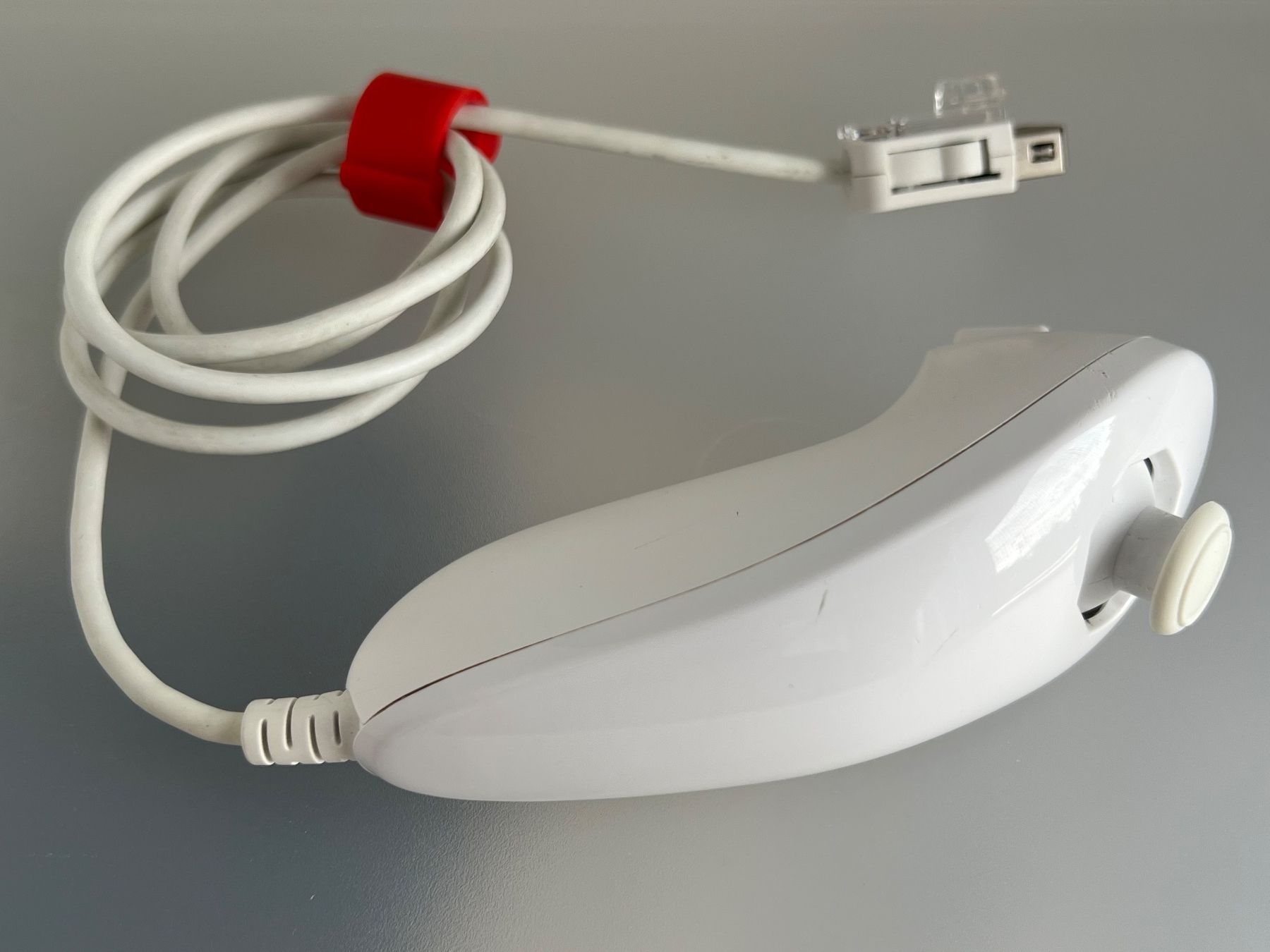 Nintendo Controller: Wii Nunchuk Controller weiss – Usato da Uttigen venduto da sonorsonic 1