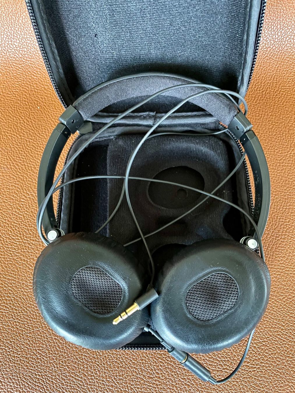 Bose Cuffie: Bose Headphones, mit Etui – Usato da Zürich venduto da Vvale 1