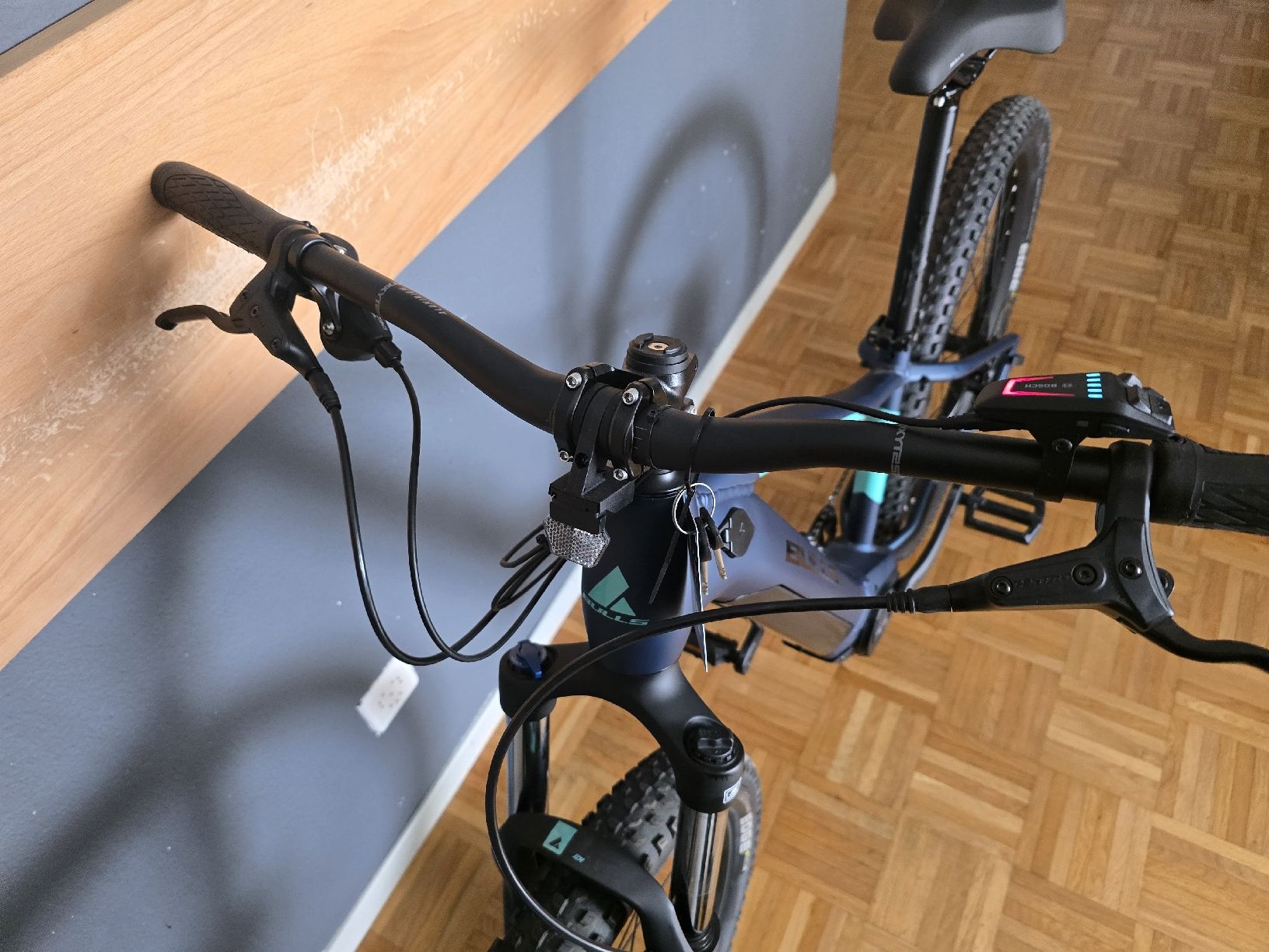 Bulls Velos: Bulls E-MTB 25 km/h – Neu (gemäss Beschreibung) aus Kägiswil von Qendro95 3