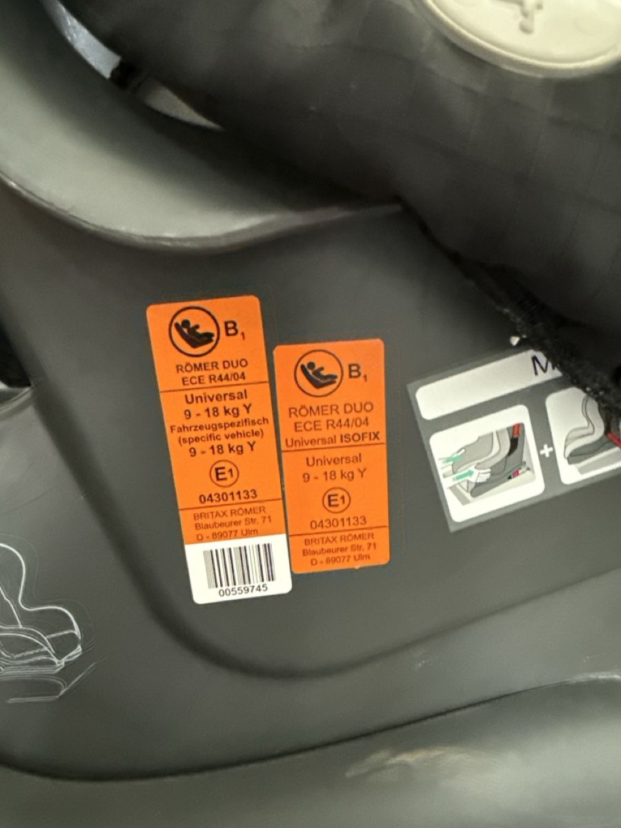 Britax Römer Seggiolini per auto: Kindersitz Römer Autositz Grau/Schwarz – Usato da Dulliken venduto da Pathat81 2