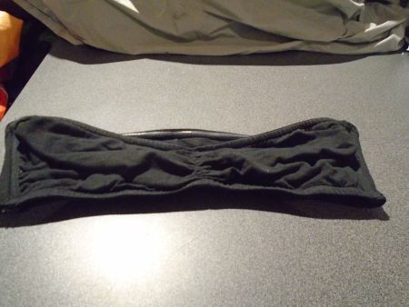 BH Grösse 42, H&M, schwarz/ohne Träger, Gummizug