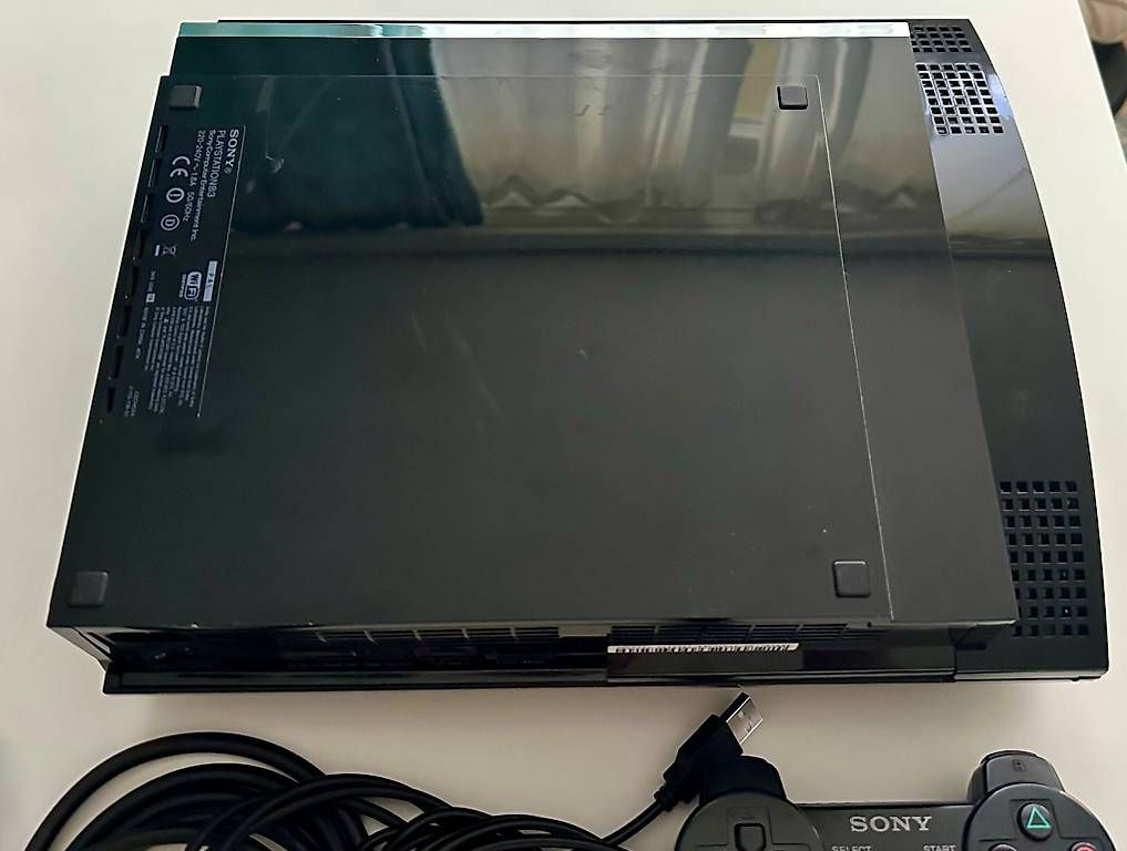 Sony Console: Sony Playstation 3 PS3 FAT CECHC04 60 Gb – Usato da Couvet venduto da nay_prh5 2