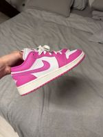 Nike Air Jordan 1 Low Pink Weiss, Damenschuhe Gr. 37,5