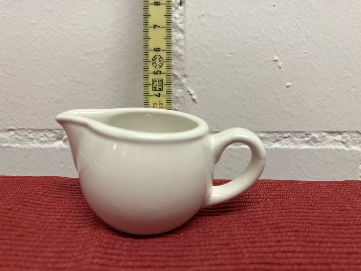 Caraffe: Creamer Pitcher for Serving Sauces – Usato da Wettingen venduto da BAG4478
