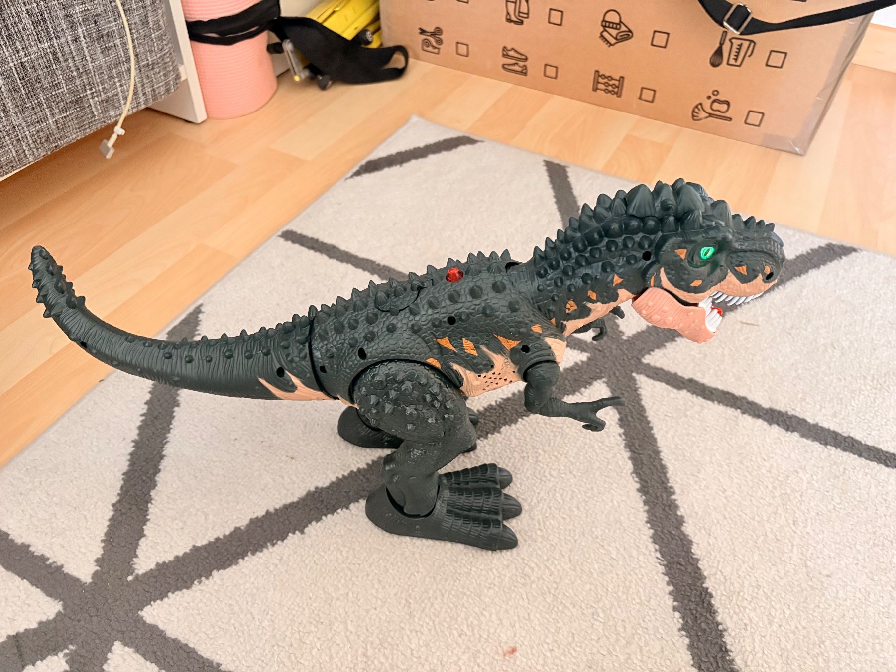 Giocattoli: Remote-Controlled Dinosaurier – Nuovo (secondo la descrizione) da Wil SG venduto da kar_wvt5