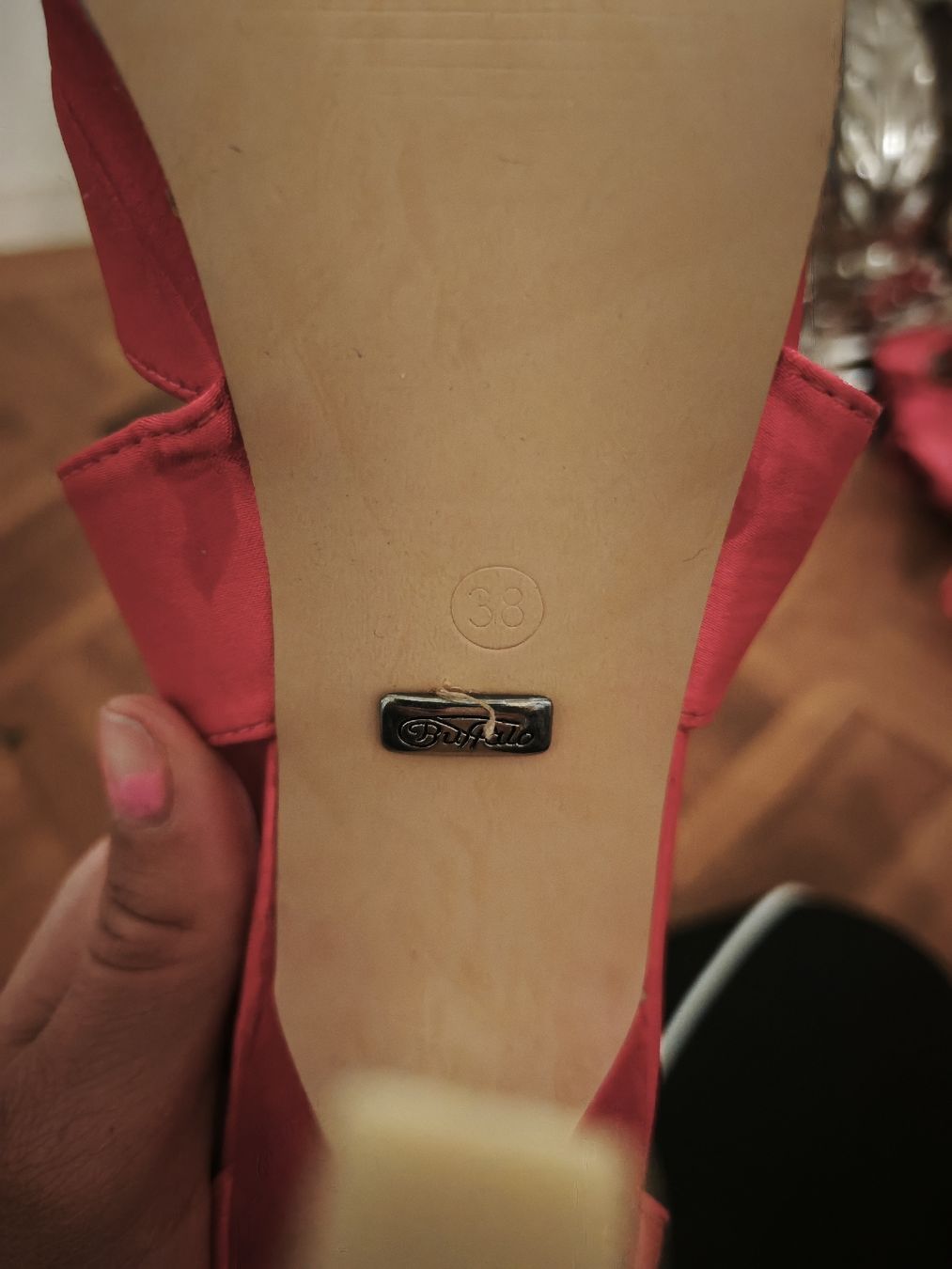Scarpe da donna: Sehr schöne High-Heels  – Nuovo (secondo la descrizione) da Romanshorn venduto da topolino91 3