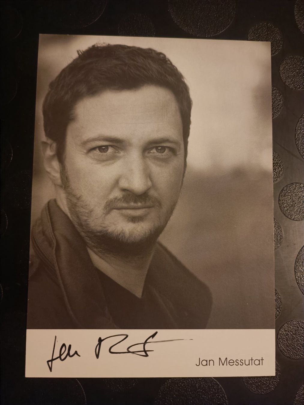 Autographes: Jan Messutat - handsignierte Autogrammkarte – D'occasion à Menziken par Artographs