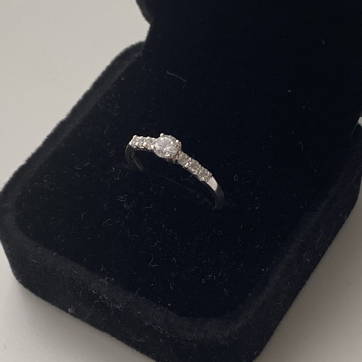 Anelli: Silber 925 Solitär Ring Zirkonia – Nuovo (secondo la descrizione) da Givisiez venduto da dor_xb9k 1