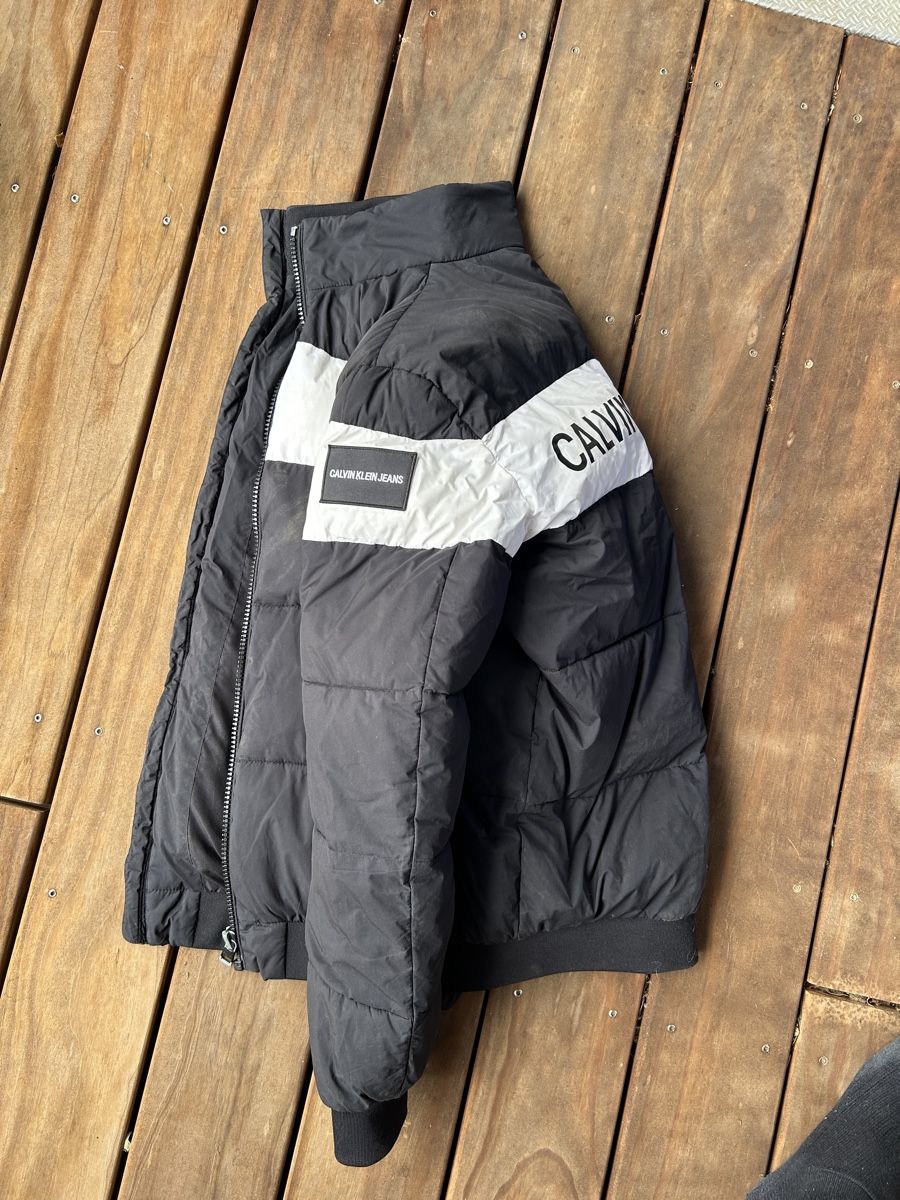 Calvin Klein Jacken: Calvin Klein Jacke – Gebraucht aus Aarau von pyl_887s 1