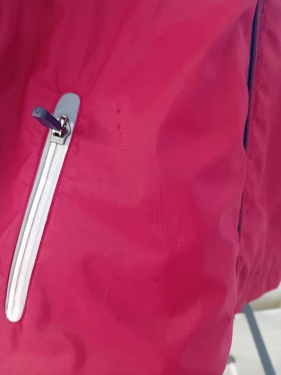 C&A Vestes: Regenjacke Mädchen oder Junge Grösse 110 – D'occasion à Romanshorn par cojbamil 4
