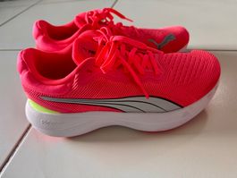 Puma Laufschuh