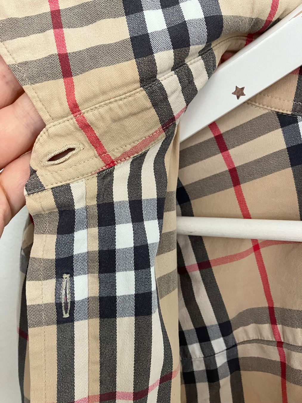 Burberry Blusen: BURBERRY Hemd – Gebraucht aus Huttwil von Badi369 2