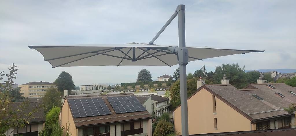 Ombrelloni: Parasol Glatz Suncomfort – Usato da Bussigny venduto da polochon49 2