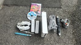 Nintendo Wii Konsole mit Spielen und Zubehör gebrauchtes