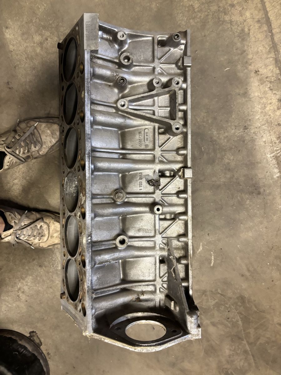 Altri prodotti elettronici: V12 Motorblock eines BMW zum Basteln – Difettoso da Amlikon - Bissegg venduto da Nebur1192 2
