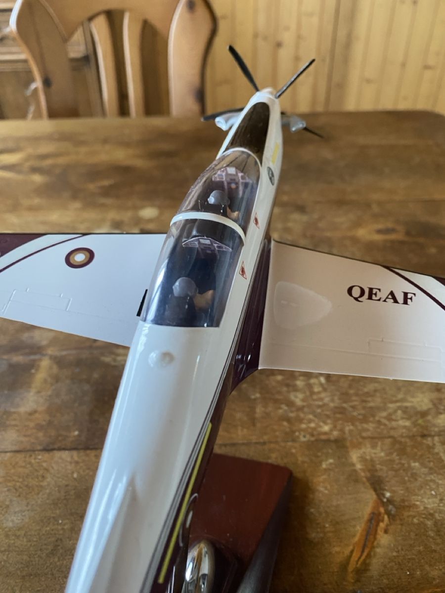 Kit di modellismo & Modellini statici: Modellflugzeug Pilatus PC-21 Quatar Luftwaffe  – Nuovo (secondo la descrizione) da Buochs venduto da snowman07 1