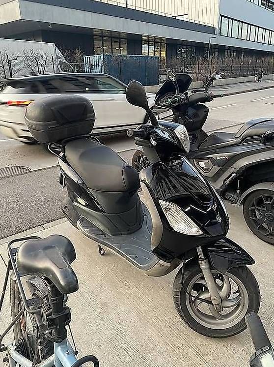 Piaggio Scooters: Piaggio Fly 125, scooter – Gebraucht aus Carouge GE von mal_lgz9 1