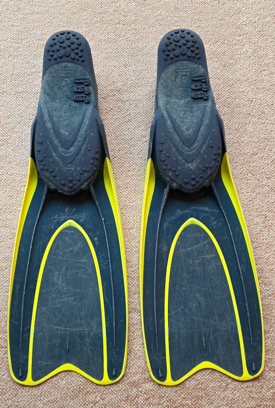 Flossen, Masken & Schnorchel: Schwimm Flossen, Tauchflossen, Gr. 36/37 – Gebraucht aus Kappelen von Vertigo5 1