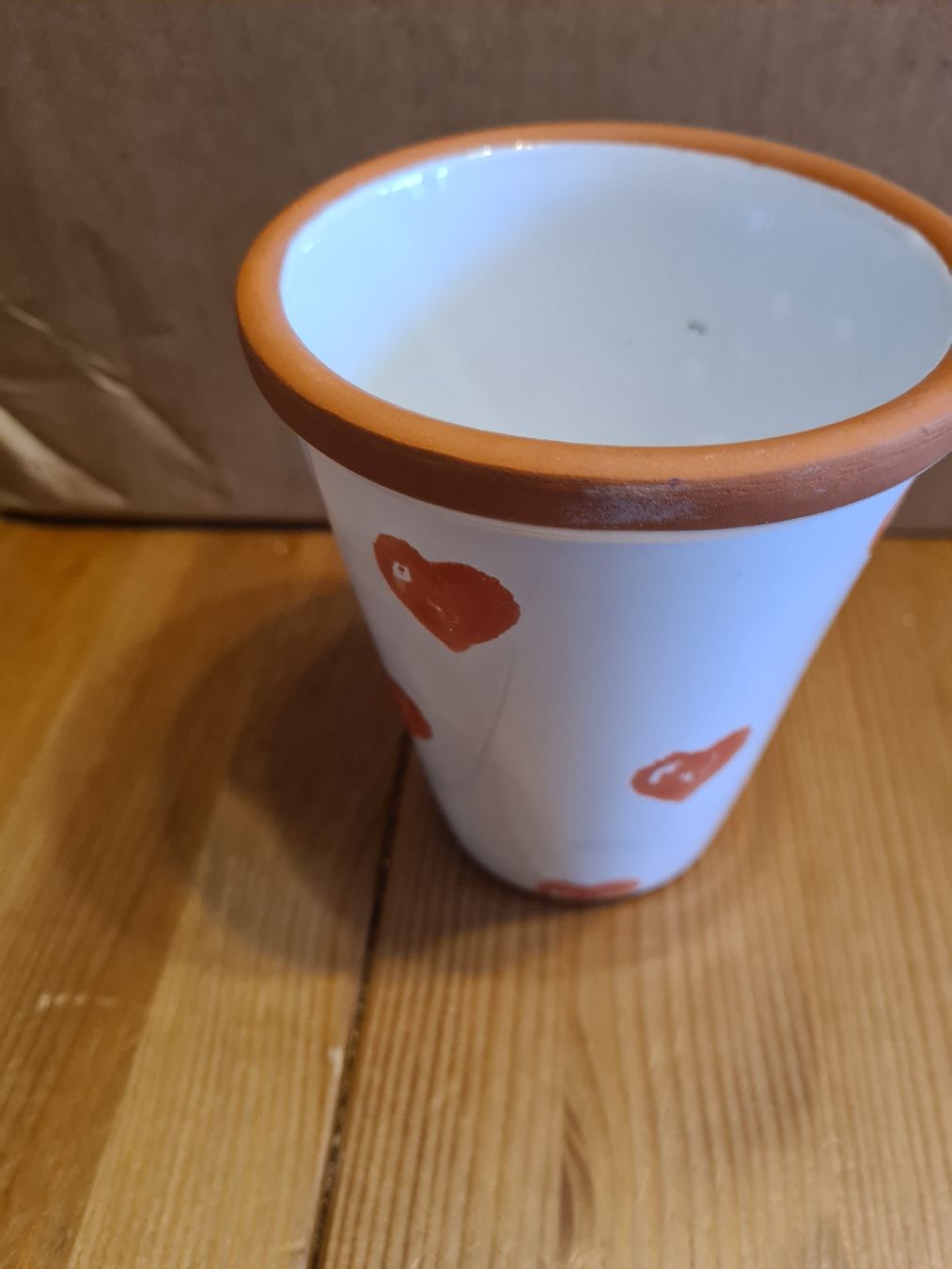 Pots de fleurs: Blumentopf / Vase weiss mit roten Herzen  – D'occasion à Horw par Mirii91 5