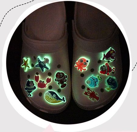 4 x Knöpfe für Crocs Schuhe Thema des Meeres - fluoresent