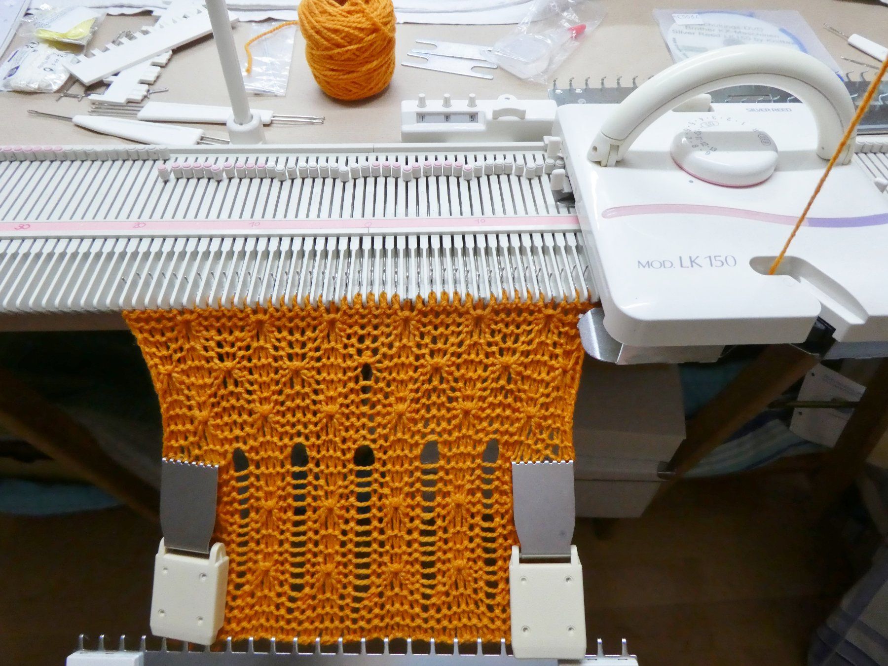 Alle Maschinen: Strickmaschine Silver Reed LK-150 – Gebraucht aus Siebnen von Ra-la-ra-ol 1