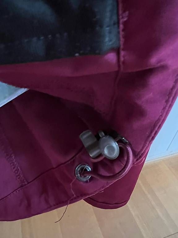 Vestes: Joggingjacke winddicht 38 – D'occasion à Weiningen TG par Sina114 4