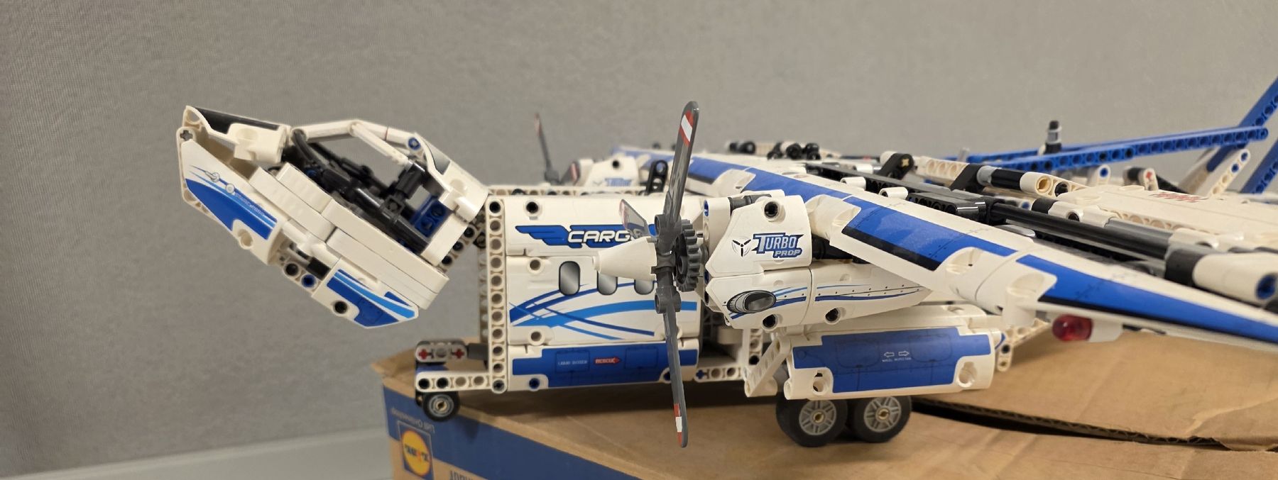 Lego Giocattoli: Lego Technic Frachtflugzeug 42152 – Usato da Möhlin venduto da Hofi61 7