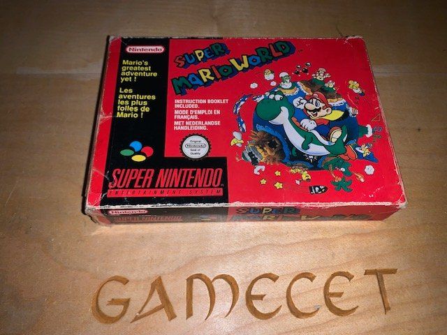Nintendo Giochi: Super Mario World SNES Nintendo Rare Red Version – Usato da Steinach venduto da Gamecet