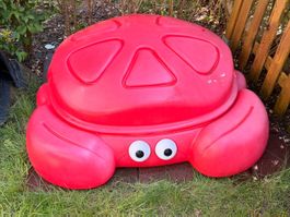 Rote Krabbe Sandkasten von Step2, ideal für den Sommer!