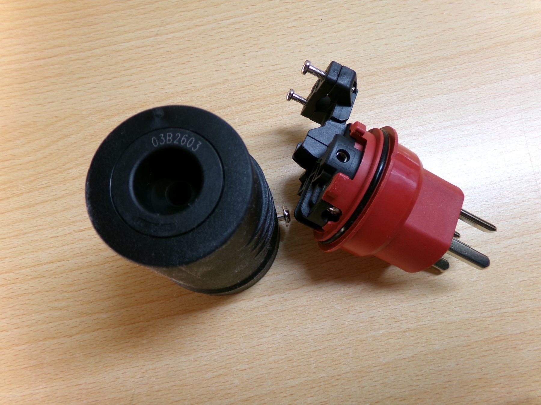 Spine: Stecker Typ25 IP55 KEDU – Nuovo (secondo la descrizione) da Hombrechtikon venduto da HaGeKa50 2