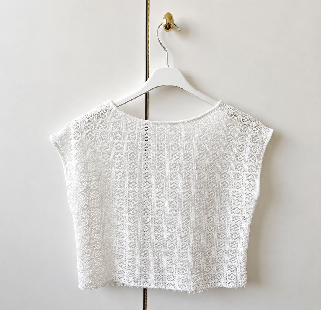 Blusen, T-Shirts & Tops: Stricktop weiss Grösse 170/176 mit Fransen – Gebraucht aus Wyssachen von yvo_xv28 1