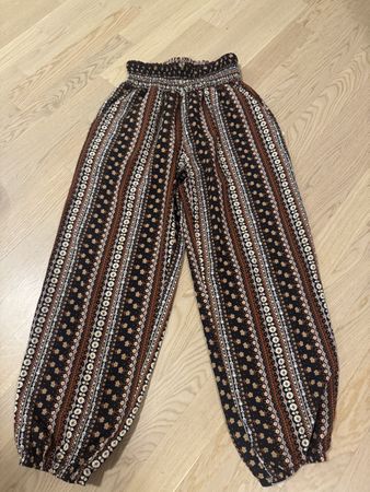 Aladin Hose gemustert
